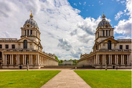 Anh có 'siêu đại học' đầu tiên