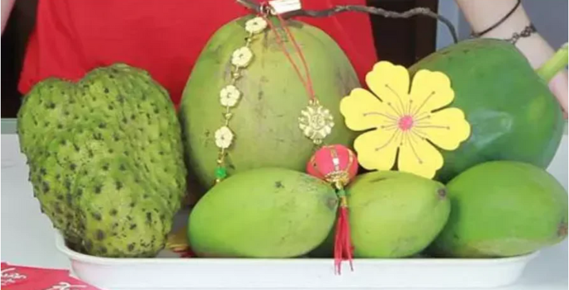 Cách bày mâm ngũ quả đúng chuẩn 3 miền Bắc – Trung – Nam cầu tài lộc, sung túc, bình an