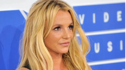 Cảnh sát bắt Britney Spears