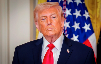 Ông Trump gạt phắt đề nghị của ông Zelensky xin giúp đỡ trong cuộc chiến Iran