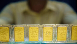 Giá vàng ngày đầu tuần 23/3: Trong nước ổn định, thế giới đi ngang