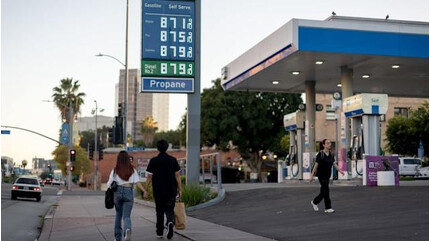 Giá dầu lại tăng sau những lời đe dọa đáp trả đanh thép giữa Mỹ và Iran