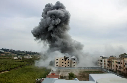 Iran tấn công các cơ sở hàng không vũ trụ của Israel