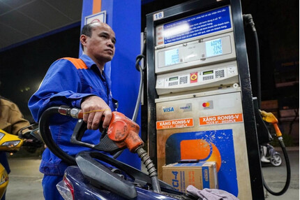 Giá xăng dầu giảm mạnh