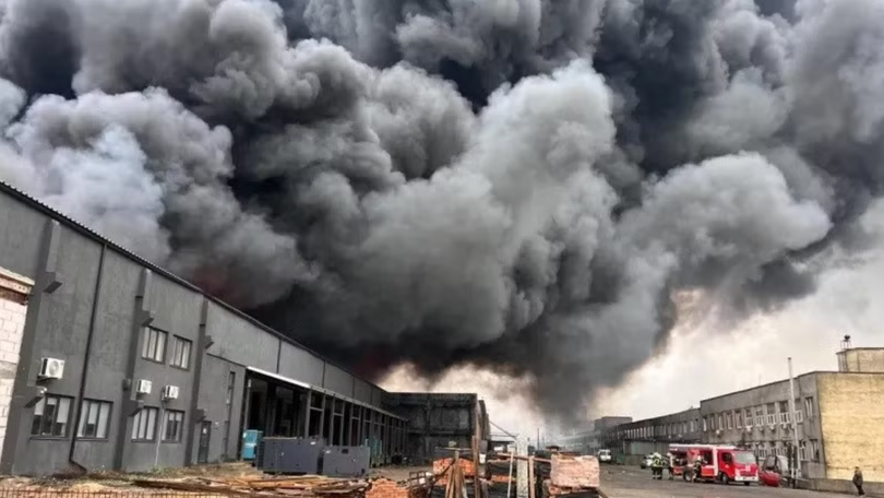 Đàm phán đình trệ, tên lửa Nga ồ ạt phóng vào Ukraine