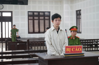 Giăng bẫy bán iPhone giá sỉ, chiếm đoạt gần 2 tỷ đồng, nữ bị cáo trả giá 10 năm tù