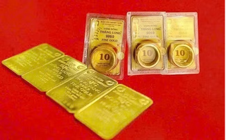 Giá vàng ngày 10/4: Vàng trong nước giảm mạnh, thế giới tăng