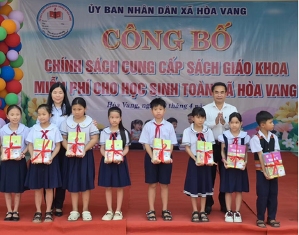 Địa phương đầu tiên cả nước miễn phí sách giáo khoa cho 100% học sinh