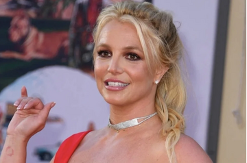 Britney Spears tự nguyện cai nghiện sau khi bị cảnh sát bắt