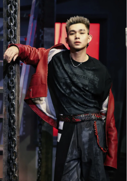 Phía Jun Phạm đưa ra thông báo chính thức sau khi làm việc với Sở Văn hóa và Thể thao về MV gây tranh cãi