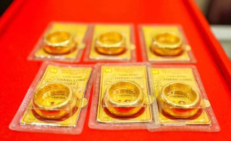 Giá vàng ngày 22/4: Đồng loạt giảm ở cả 2 chiều