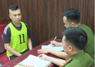 Phá trường gà, khởi tố gần 200 bị can