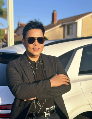 Nam ca sĩ nổi tiếng mất hơn 400 triệu đồng trên chuyến bay về Việt Nam