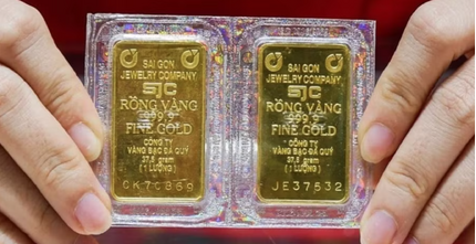 Giá vàng ngày 29/4: Trong nước và thế giới đồng loạt giảm sâu