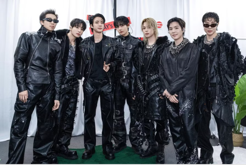 Gay cấn cuộc đua ngôi sao quyền lực giữa G-Dragon và BTS