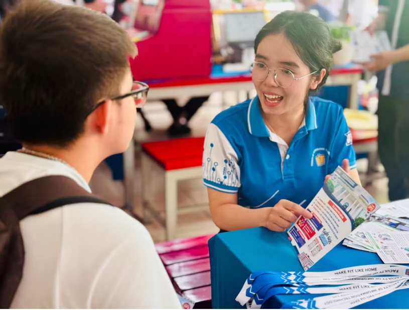 Nhiều trường bỏ xét tuyển A00, C00: Thí sinh chịu tác động ra sao?