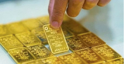 Giá vàng ngày 13/5: Trong nước và thế giới đảo chiều