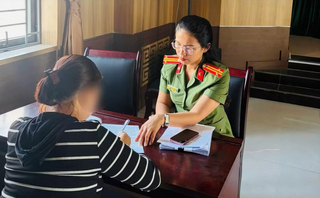 7 người bị phạt nặng vì bán trái phép thông tin tài khoản ngân hàng
