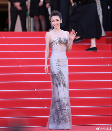 Nhan sắc tuổi 53 của Lý Băng Băng tại liên hoan phim Cannes