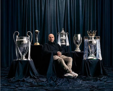 HLV Guardiola xác nhận rời Man City