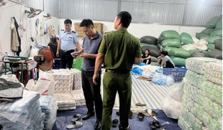 Triệt phá cơ sở sản xuất băng vệ sinh giả, thu giữ số lượng lớn thành phẩm