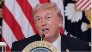 Ông Trump bất ngờ “quay xe” về Iran, tung tuyên bố gây sốc mới