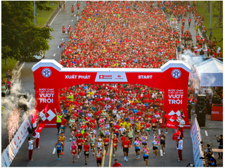 Giải Marathon Quốc tế Hà Nội Techcombank Mùa thứ 4 thu hút hơn 13.000 vận động viên đến từ 55 quốc gia và vùng lãnh thổ tham dự