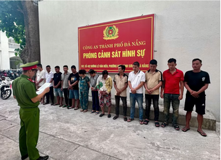 Công an Đà Nẵng triệt phá đường dây đánh bạc và cá độ bóng đá 20 tỷ đồng
