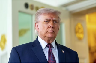 Tổng thống Trump hủy kế hoạch ném bom quy mô lớn vào Iran ở phút cuối