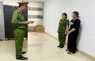 Bắt giam người mẹ trẻ tát vào mặt con ruột gây chấn thương, tử vong