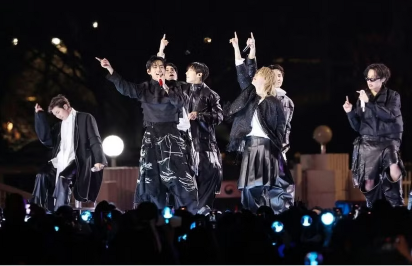 Lisa (BLACKPINK), BTS làm nên lịch sử tại World Cup 2026