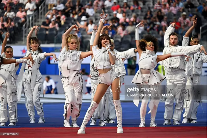 Lisa (BLACKPINK), BTS làm nên lịch sử tại World Cup 2026
