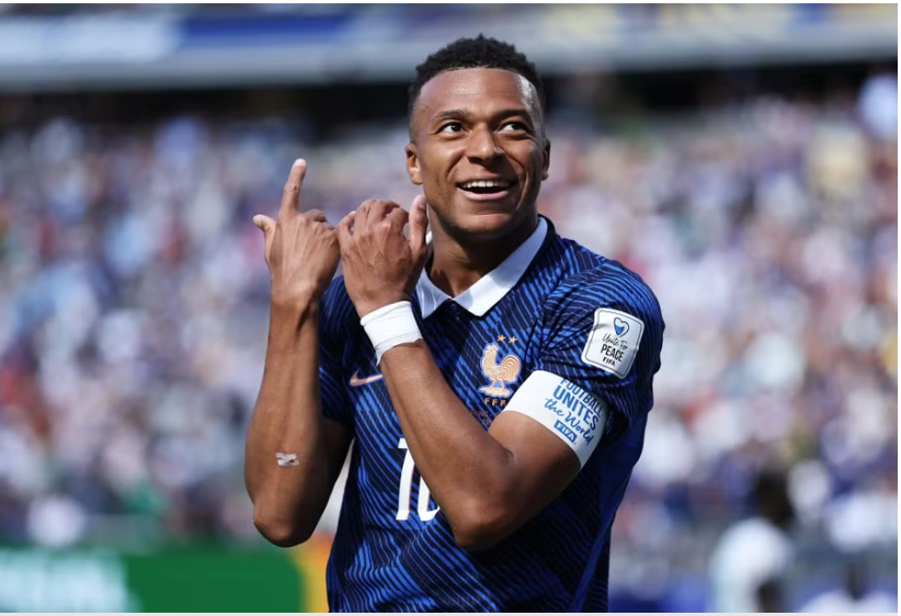 Mbappe lập kỷ lục, Pháp đại thắng Senegal