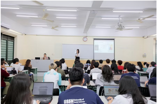 Rút ngắn thời gian học đại học: 'Rộng cửa' nhưng không đánh đổi chất lượng