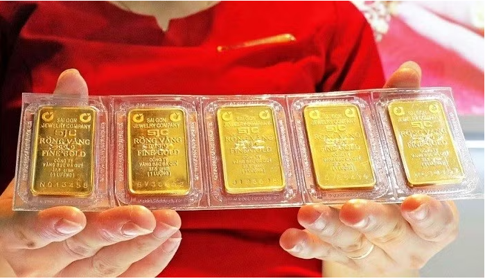 Giá vàng ngày 17/6: Tiếp tục tăng mạnh