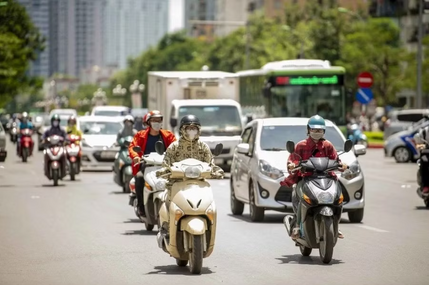 Dự báo thời tiết ngày 20/6: Bắc Bộ nắng nóng, Nam Bộ mưa to về chiều tối