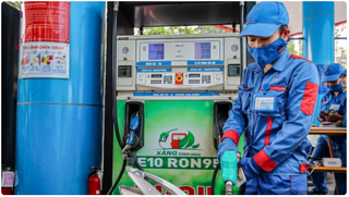 Giá xăng dầu hôm nay 25/6: Xăng dầu trong nước giảm mạnh lần thứ 4 liên tiếp, diesel giảm gần 5.800 đồng