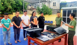 Triệt phá đường dây mua bán hơn 1.000 tài khoản ngân hàng