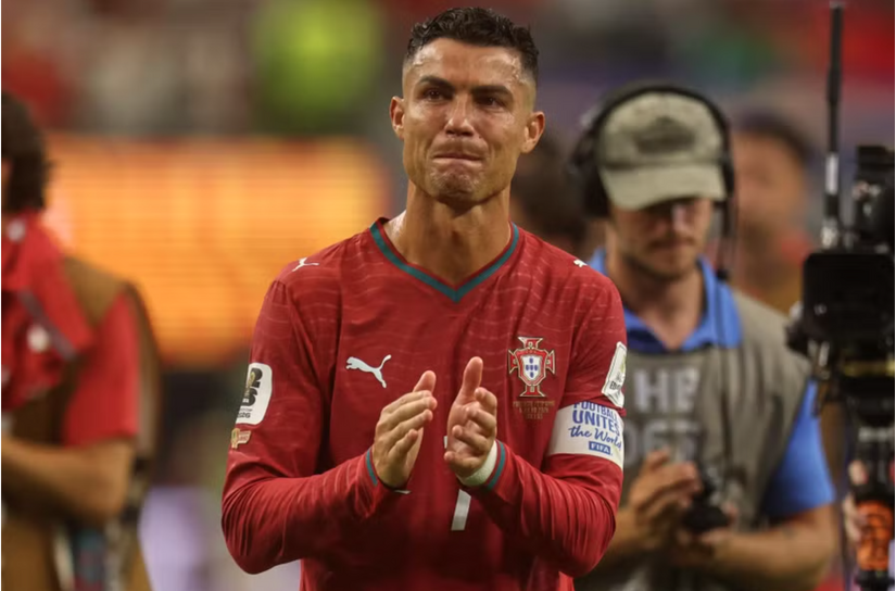 Thua Tây Ban Nha, Ronaldo bật khóc rời World Cup cuối cùng