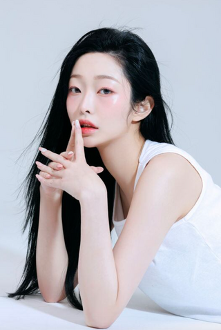 Lý do loạt sao trẻ K-pop giải nghệ ở tuổi 20