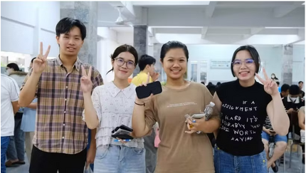 Hướng dẫn quy đổi điểm V-SAT và điểm thi tốt nghiệp THPT năm 2026