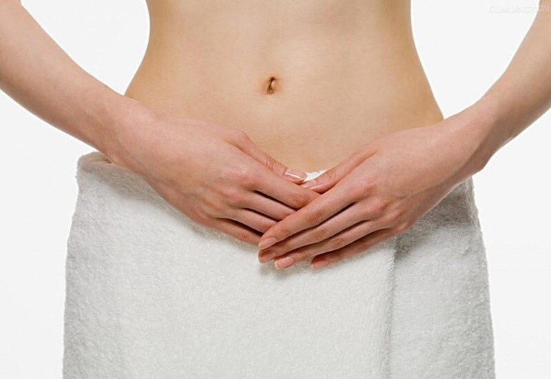 Top 7 dung dịch vệ sinh phụ nữ màu xanh được tin dùng