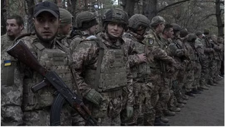 EU chuẩn bị siết quy định với một nhóm người Ukraine