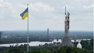 Động thái mới nhất của ông Zelensky khiến người Ukraine lo ngại để mất Kiev