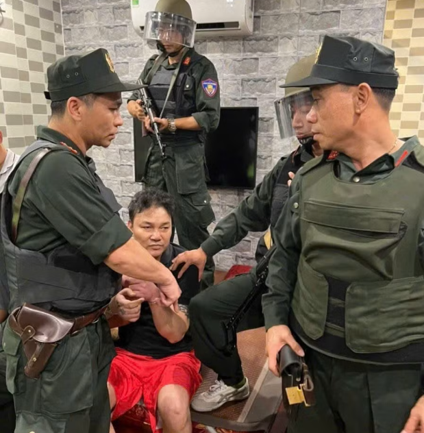 Bắt giữ đối tượng truy nã đặc biệt nguy hiểm Dũng 'Mắm'