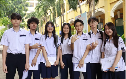 TPHCM rà soát nhập học, cân nhắc tuyển bổ sung lớp 10