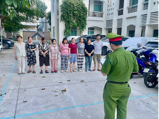 Công an Đà Nẵng triệt phá đường dây ghi số đề gần 8 tỷ đồng, khởi tố 9 bị can