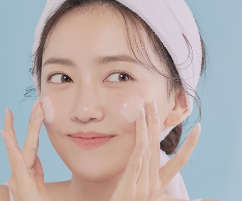 Review chi tiết sữa rửa mặt Lenka: thành phần, đặc điểm nổi bật