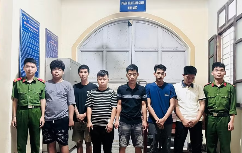 Hà Tĩnh triệt phá đường dây bán ma túy ‘cỏ’ nhắm vào học sinh và công nhân