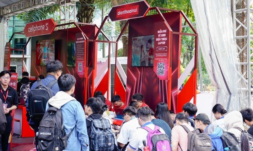 Điện Thoại Vui miễn phí vệ sinh laptop, MacBook cho HSSV mùa Back to School